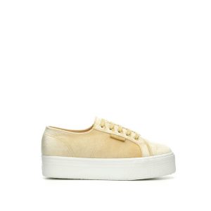 Beige superga sko i velour, kr 900,-